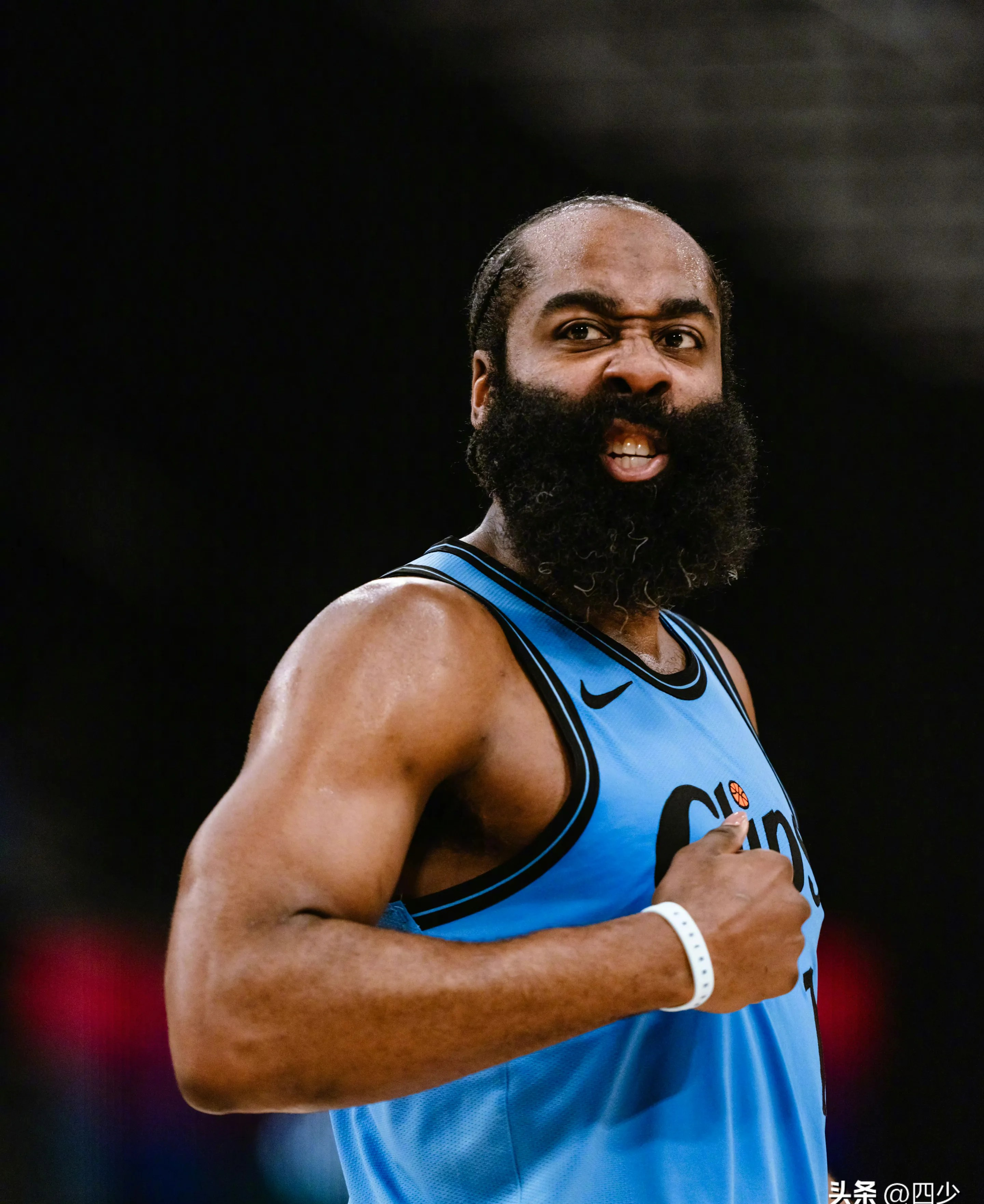 广州队逆转猛龙，哈登统治全场