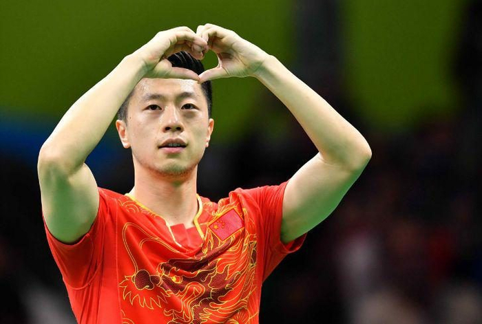 日本队逆转英格兰队，马龙刷新纪录