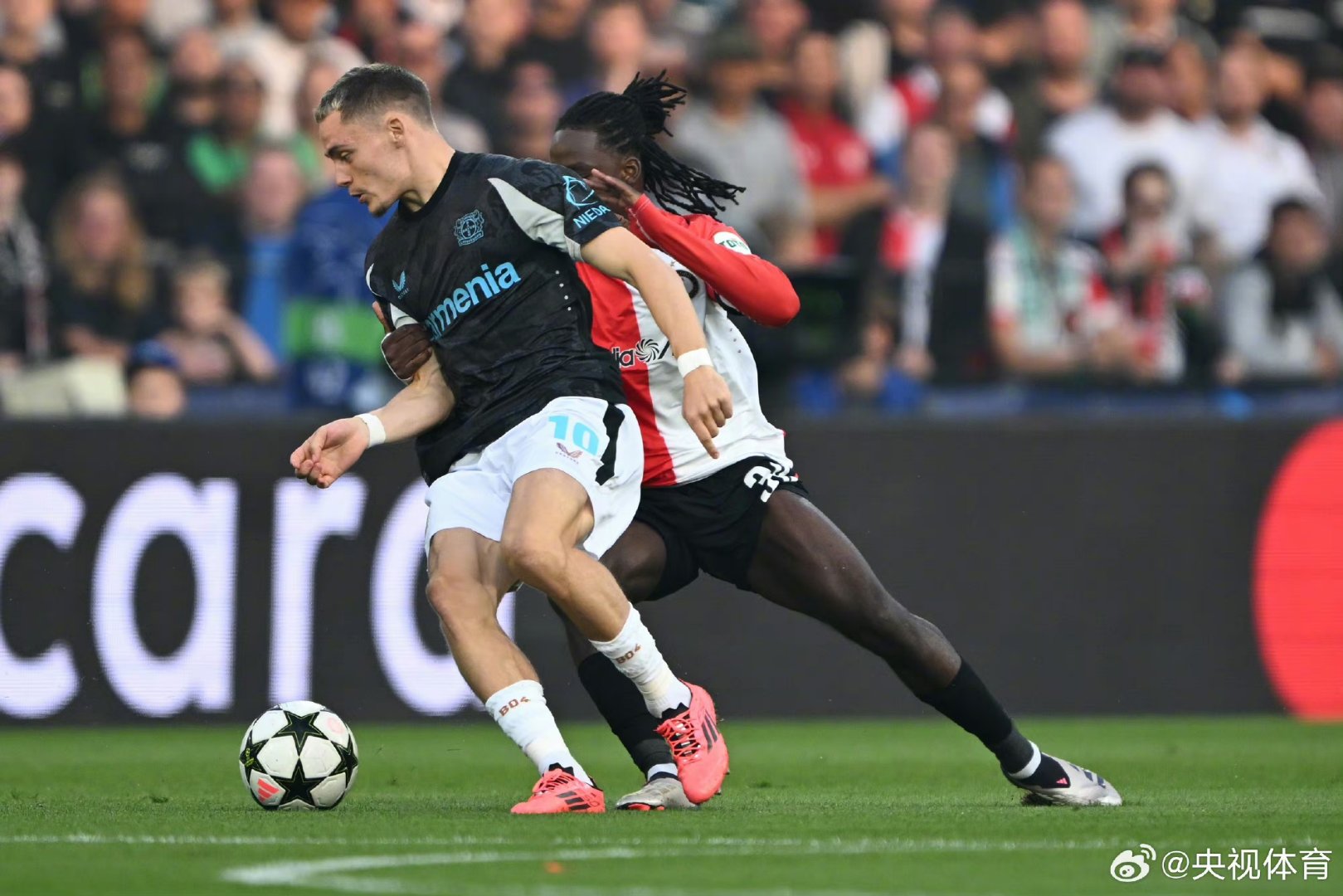 奥地利险胜瑞士，德布劳内状态火热