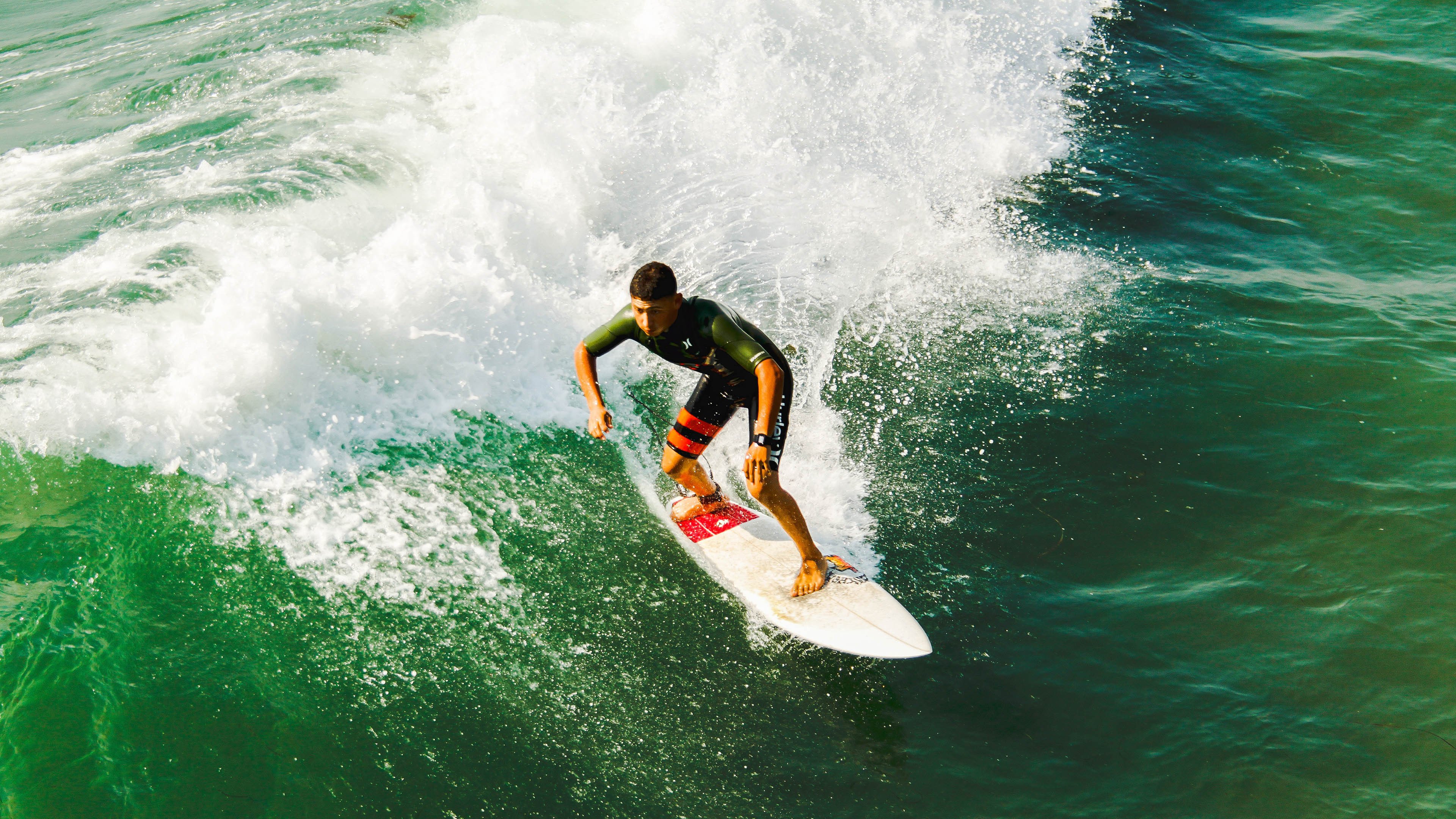 塔图姆进攻端无人可挡，骑士全面压制湖人，现代篮球的战术革命与力量重构