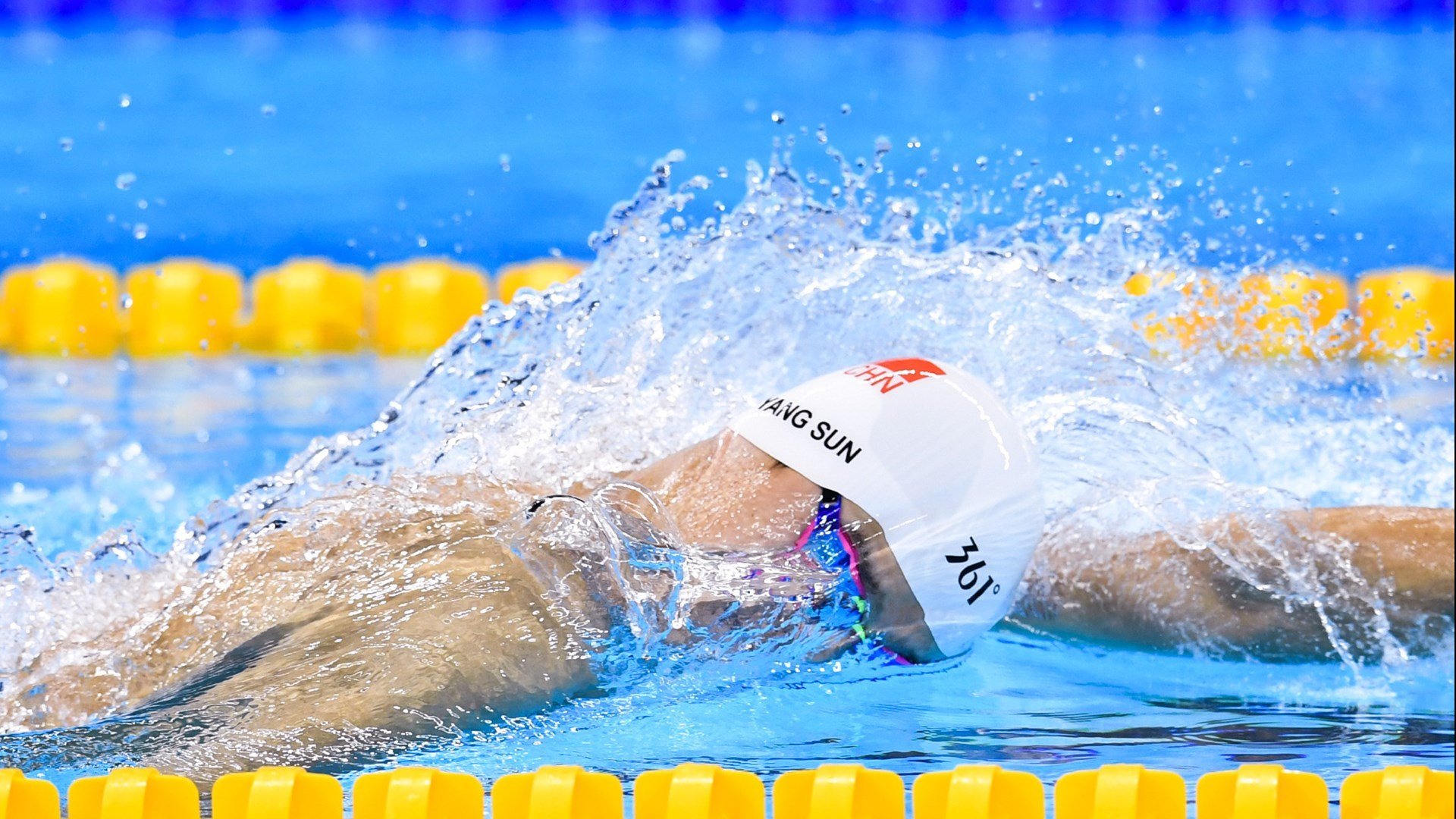 凯塞多点燃赛场，韩国带走多特蒙德，当亚洲风暴席卷欧洲心脏