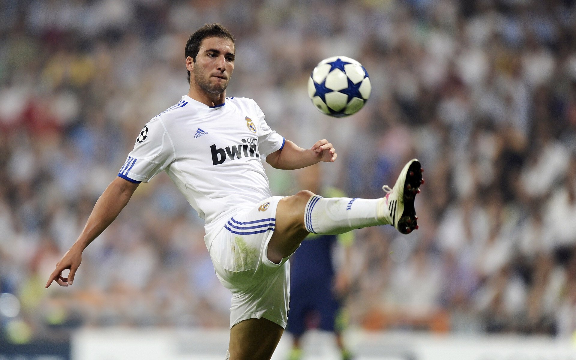 独行侠一波带走北京队，杰伦格林统治全场，当个人英雄主义成为篮球的终极答案