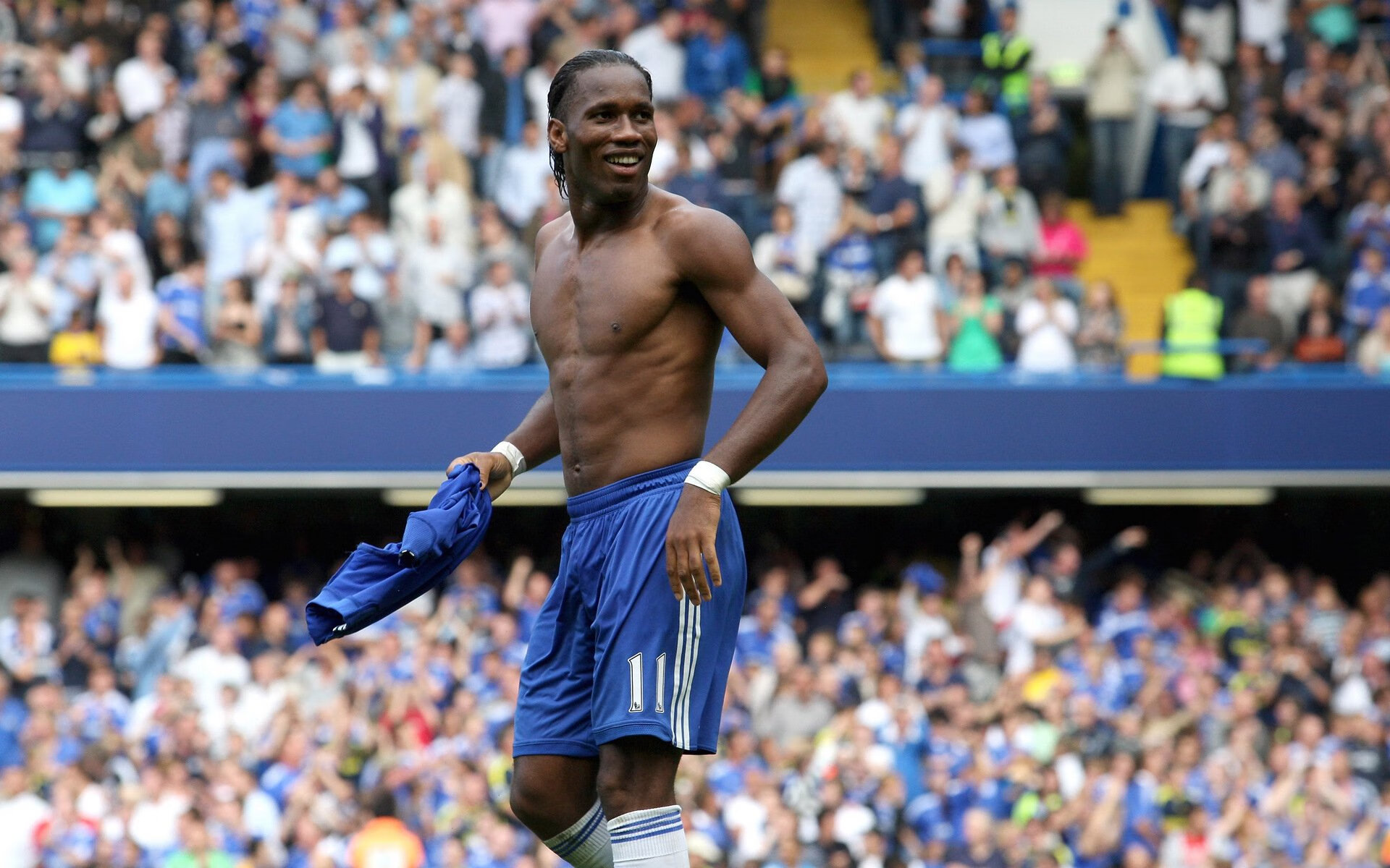 德甲争冠战之夜,当福克斯撕开命运的口子